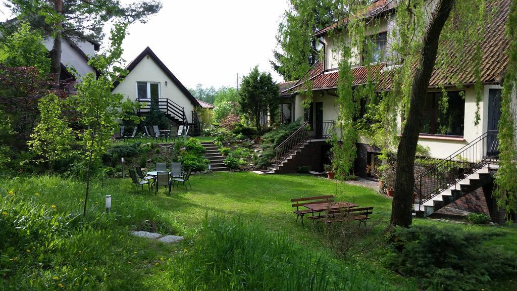 Gosciniec Yaga Bed & Breakfast Wilkasy Exterior photo