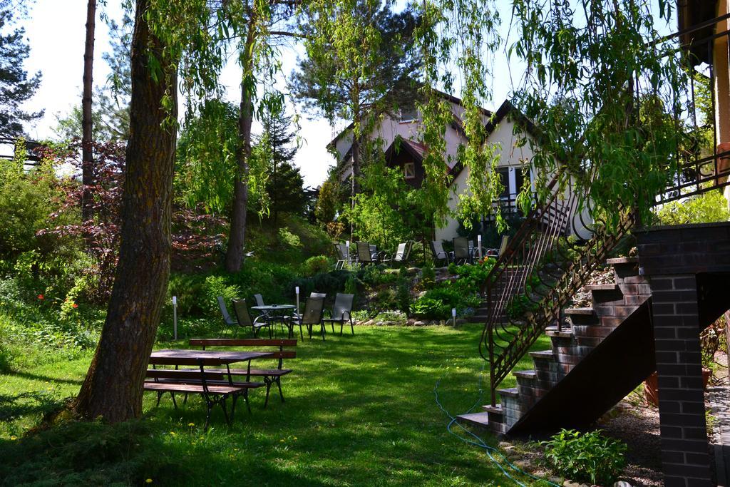 Gosciniec Yaga Bed & Breakfast Wilkasy Exterior photo